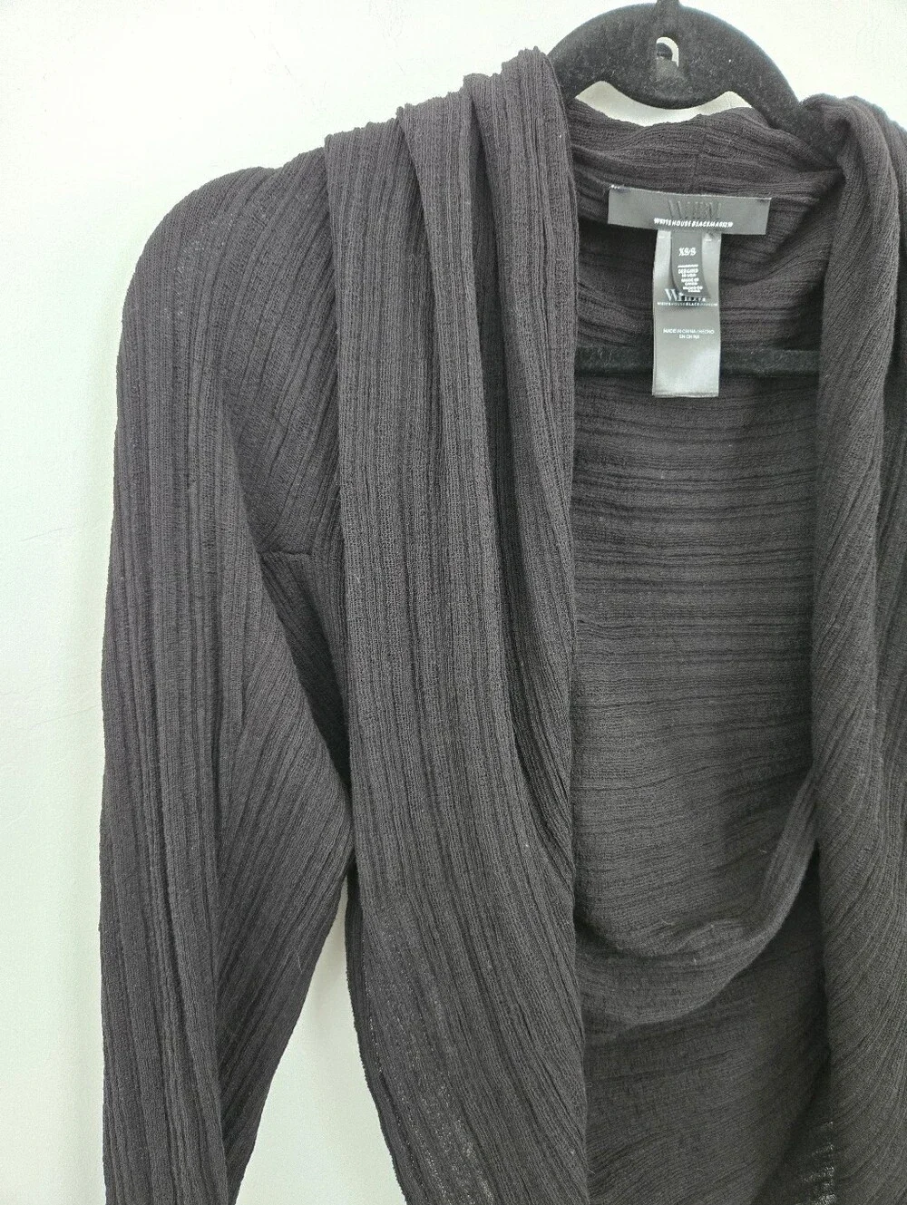 WHBM Crinkle Yarn Cocoon Cardigan in black. Size xsmall/small. New